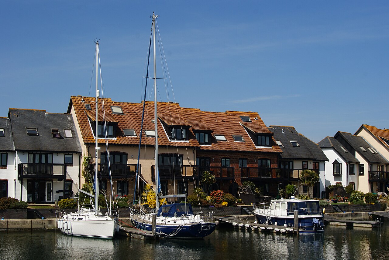 Hythe Marina